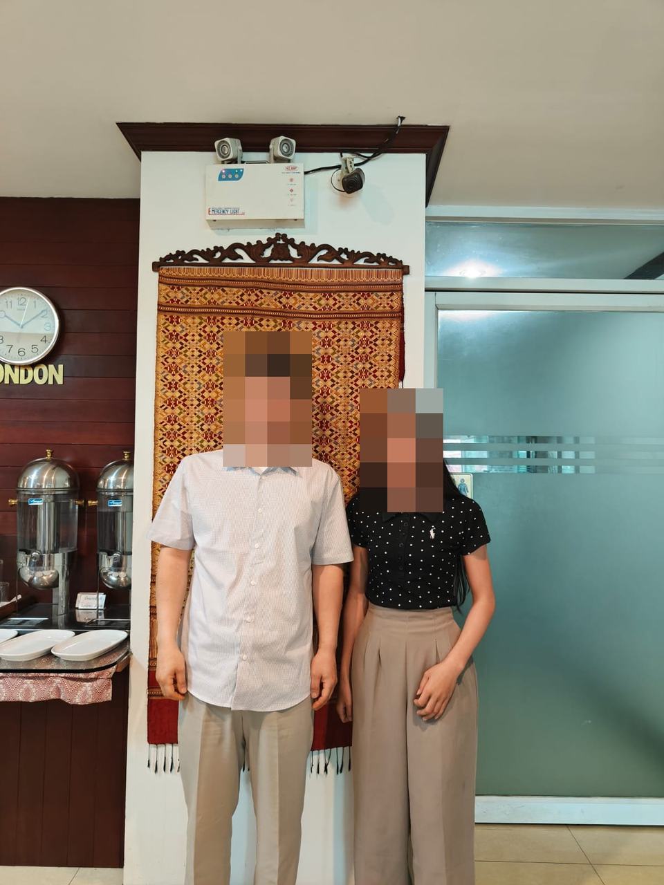 호텔에서 함께한 커플