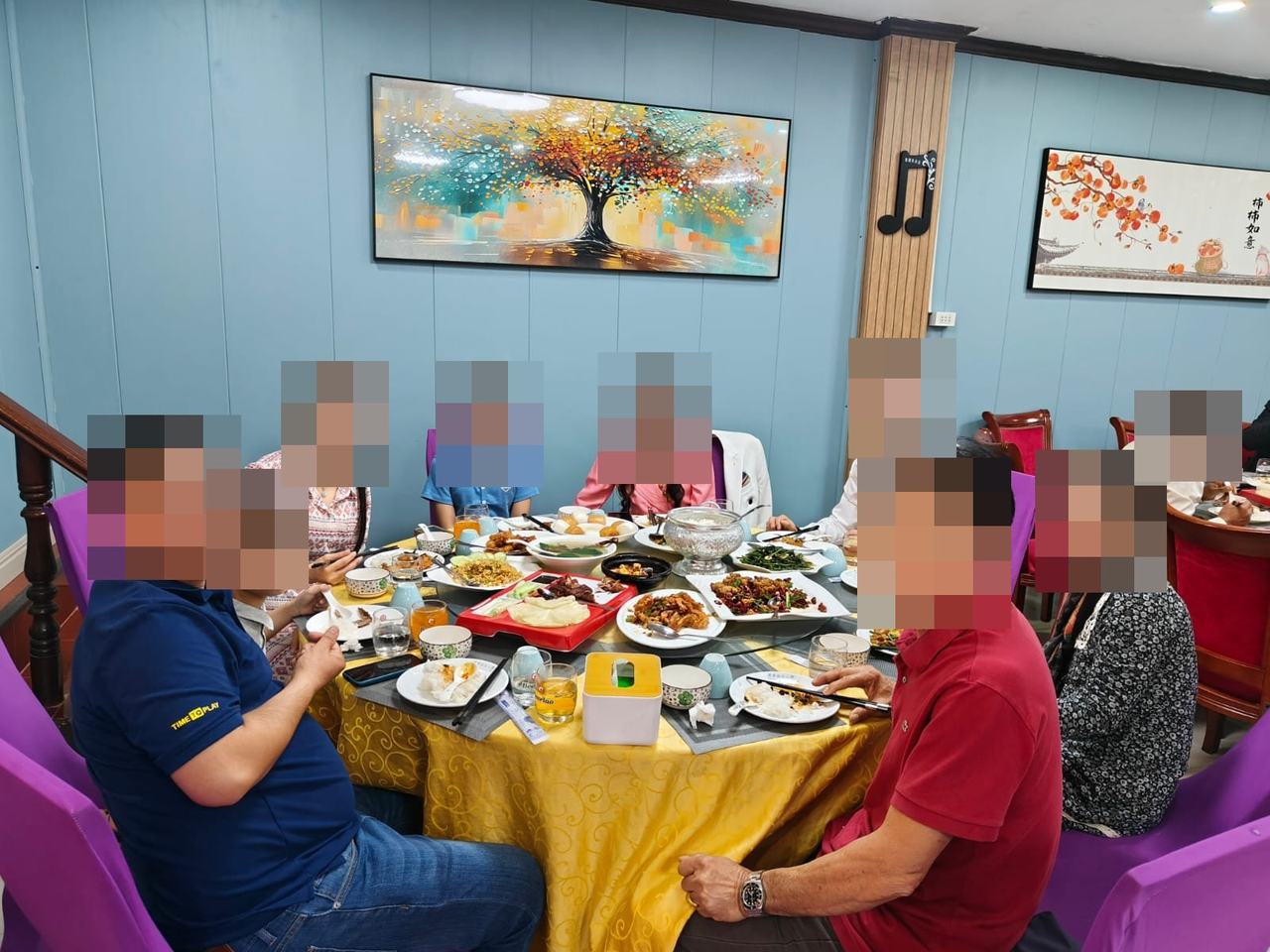 라오스 양가 가족 식사 모임