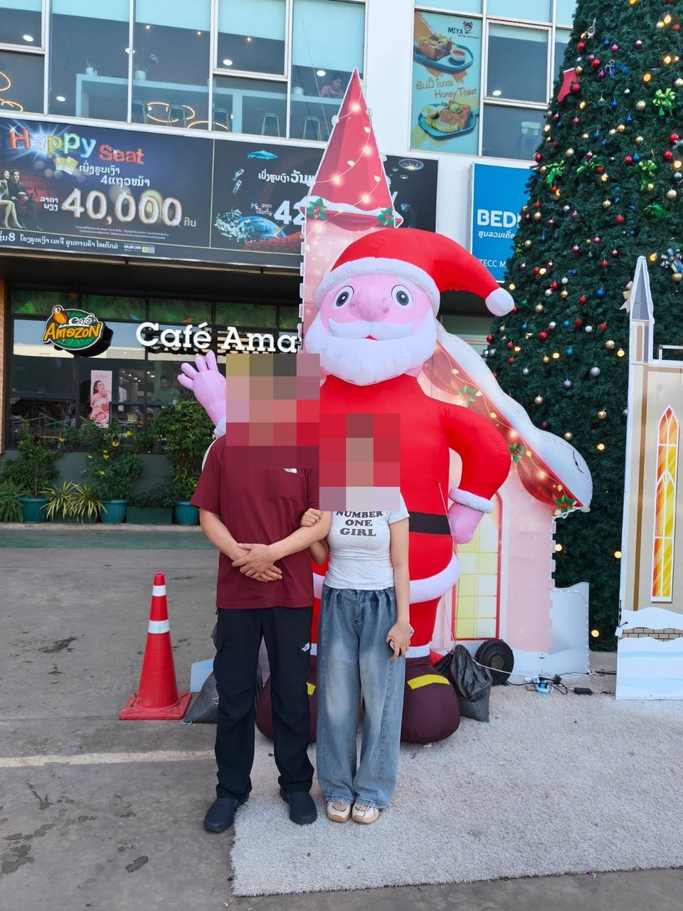 라오스 비엔티안에서 크리스마스 데이트